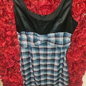 Noble U Women's Black and Plaid Dress Size Large